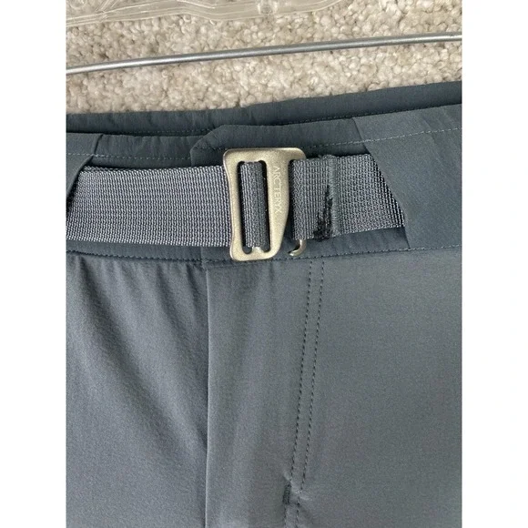 ARC'TERYX Pants Womens 8 Outdoor Gray Nylon Straight Leg Embroidered